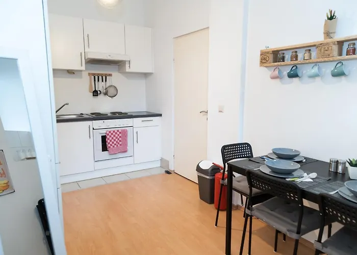 Cozy & Quiet Close To Hauptbahnhof Appartement
