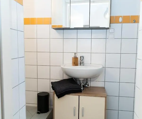 Lägenhet Cozy & Quiet Close To Hauptbahnhof Graz